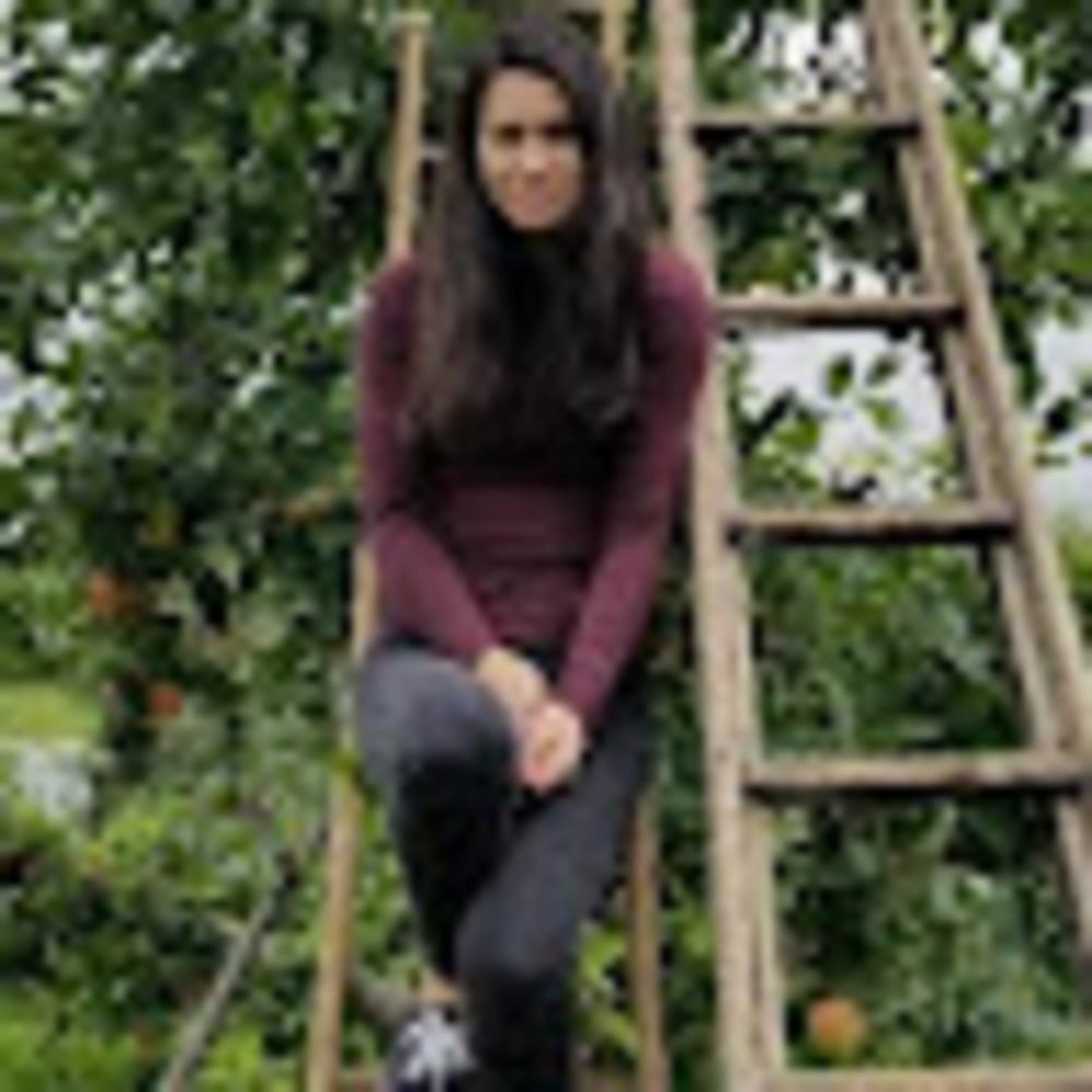 Meet your Posher, Malia